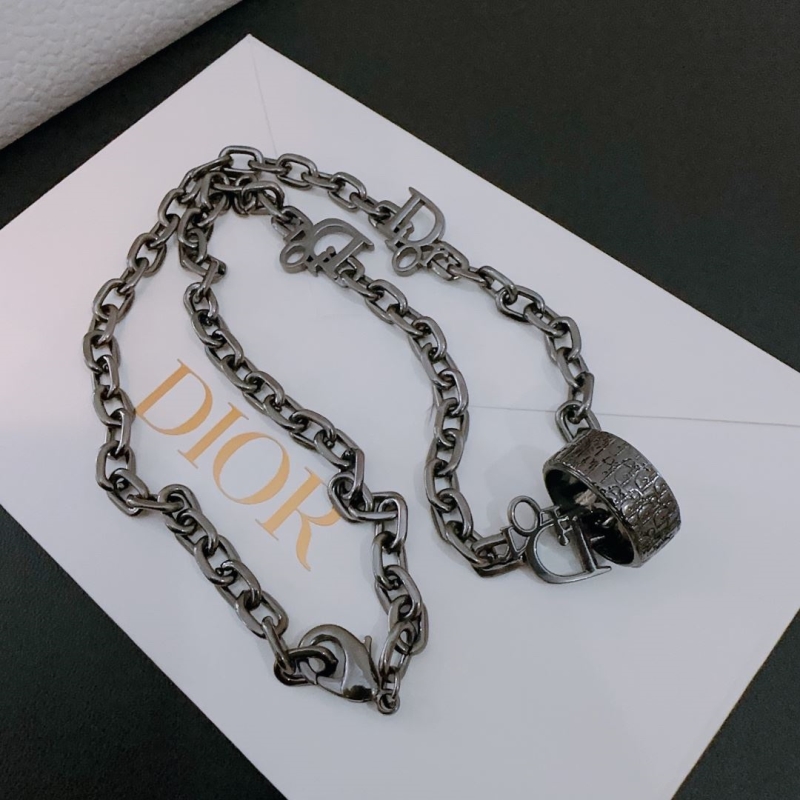 chr1st1an D10r necklaces